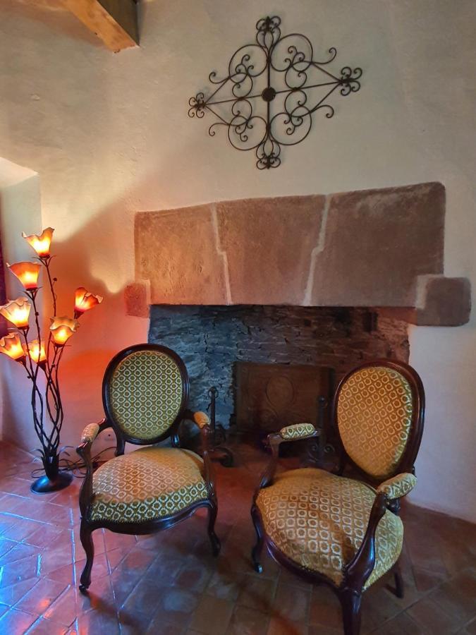 Chambre D'Hotes Au Chateau De Belcastel Belcastel  Bagian luar foto