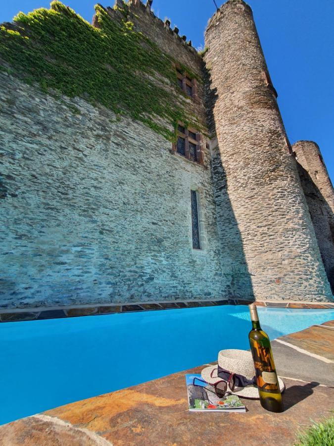Chambre D'Hotes Au Chateau De Belcastel Belcastel  Bagian luar foto